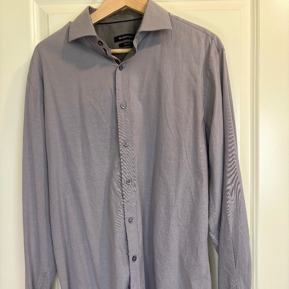 Bugatchi Other - Bugatchi Men's Gray Shaped Fit Button Down Shirt Size Large with Ribbon Detail